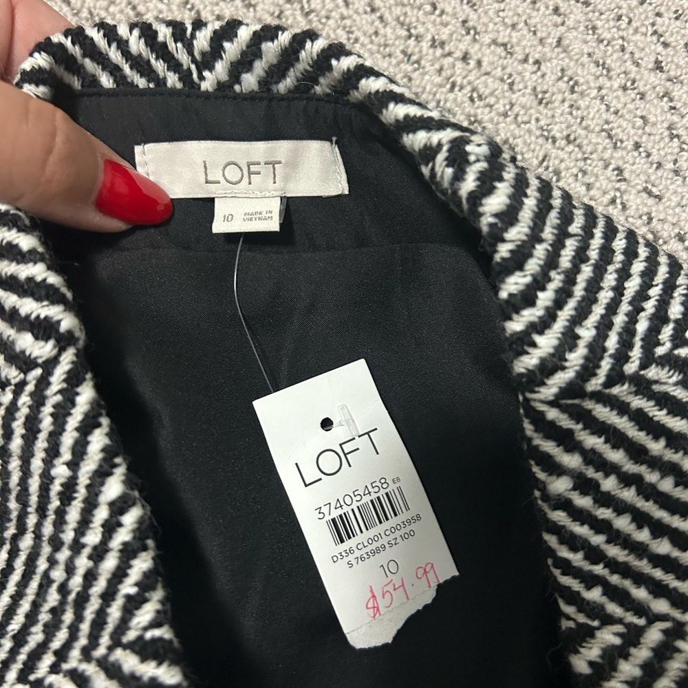 LOFT Herringbone Skirt NWT - Picture 3 of 3